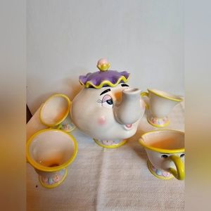 Vintage Disney Store Taiwan Beauty and The Beast Mrs Potts Toy China Tea Set